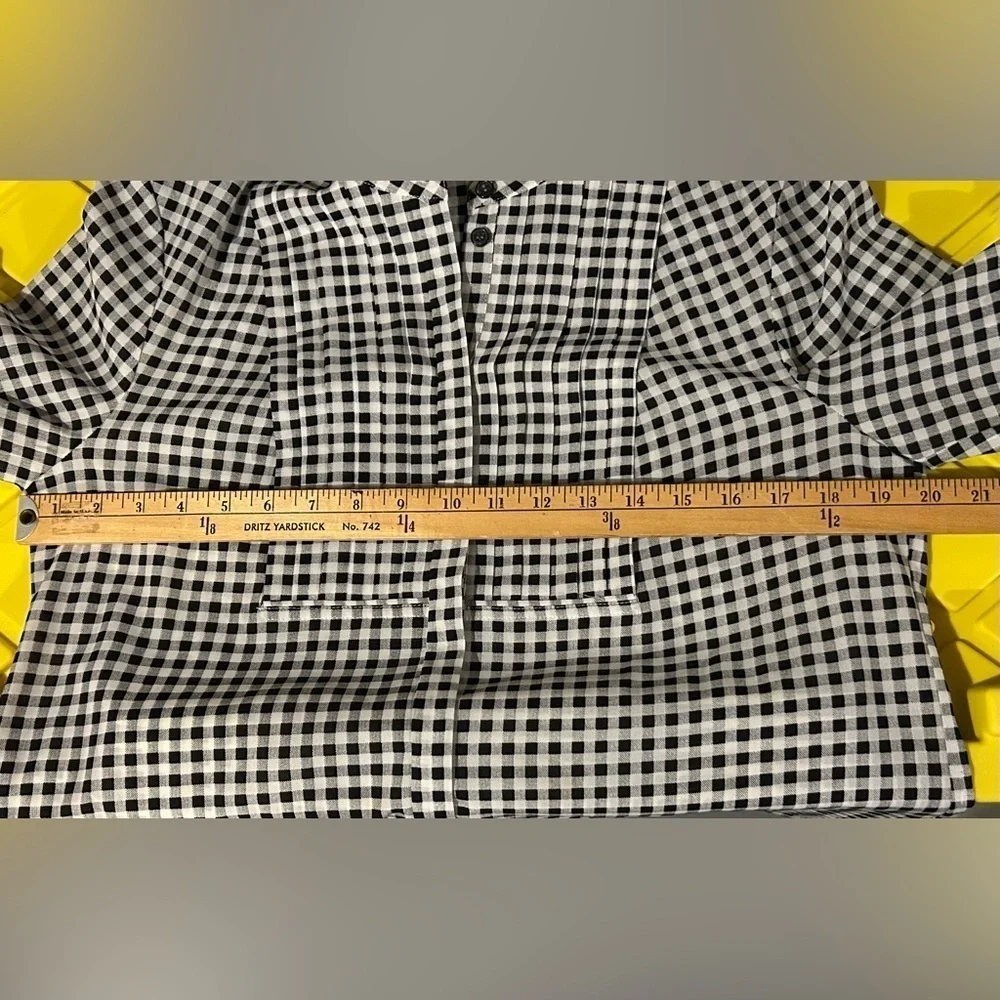 J. Crew Women’s Black / White Check Button Down Long Sleeve Shirt